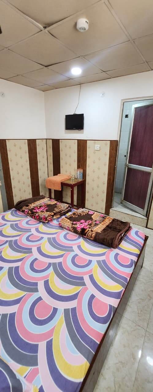 Basic Room - Double Bed